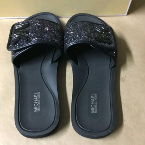 Michael kors flip-flops - Picture 3 of 4